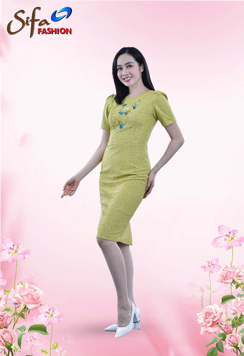 Đầm taffta vẽ hoa