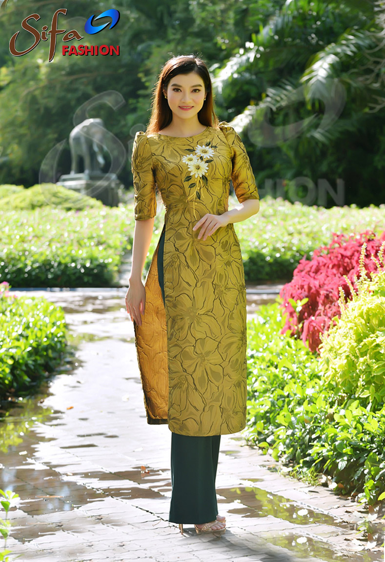 Áo dài taffta vẽ hoa