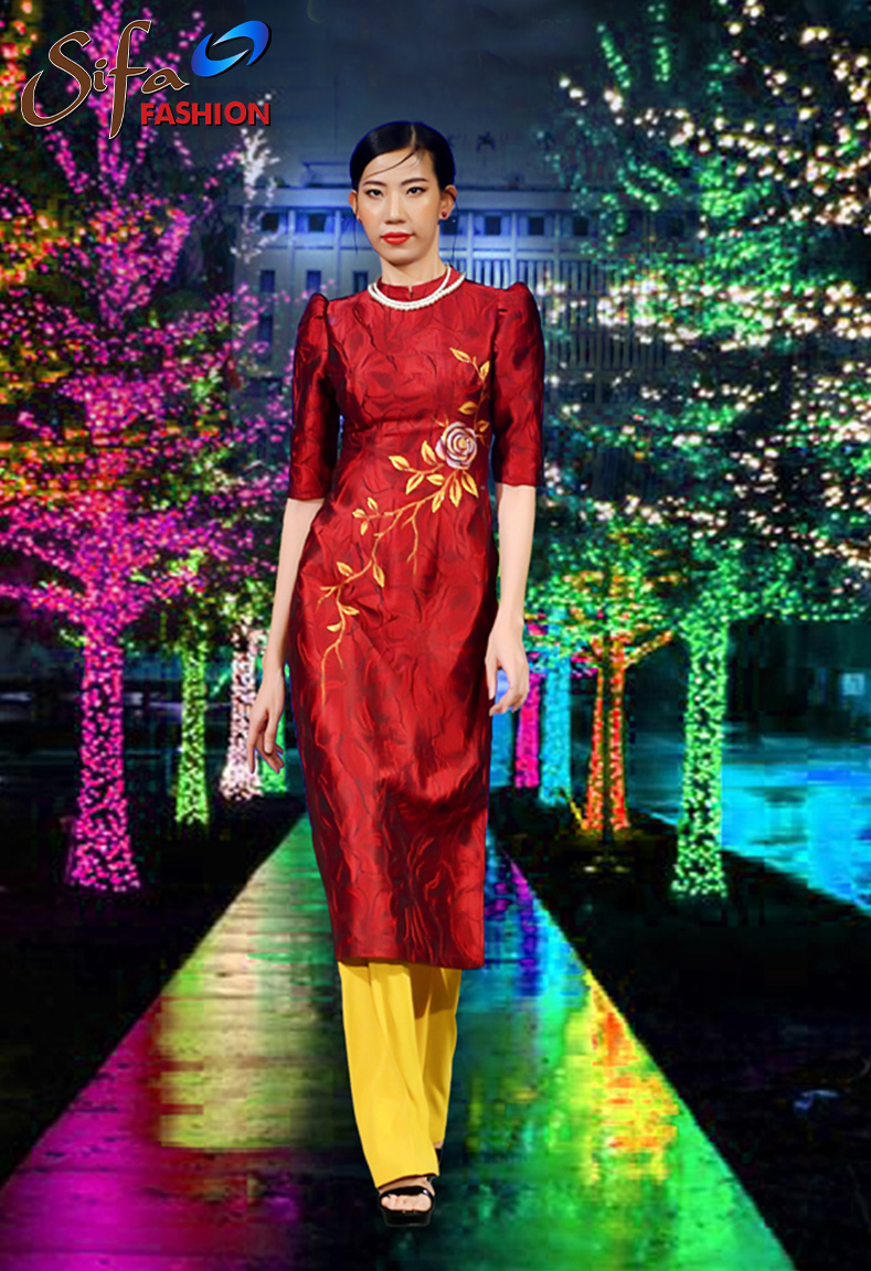 Áo dài vẽ hoa eo