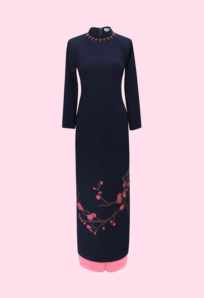 Áo dài cổ truyền thống