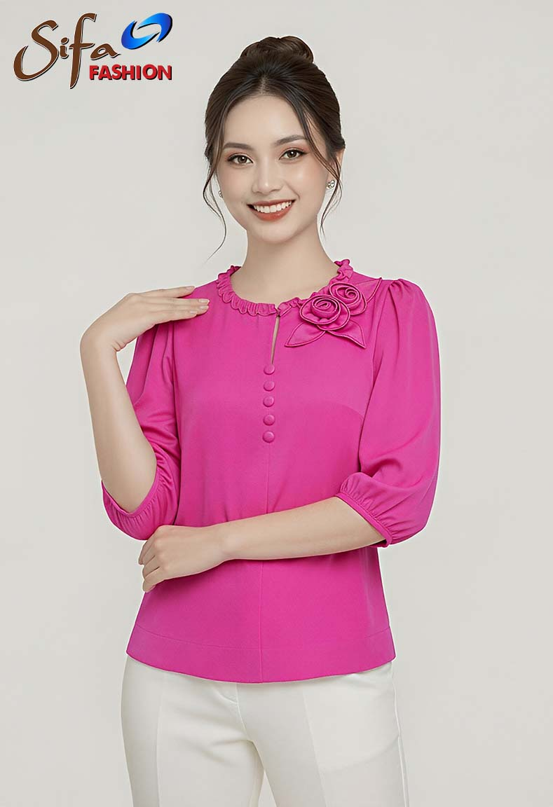 Áo cổ tròn điệu đà