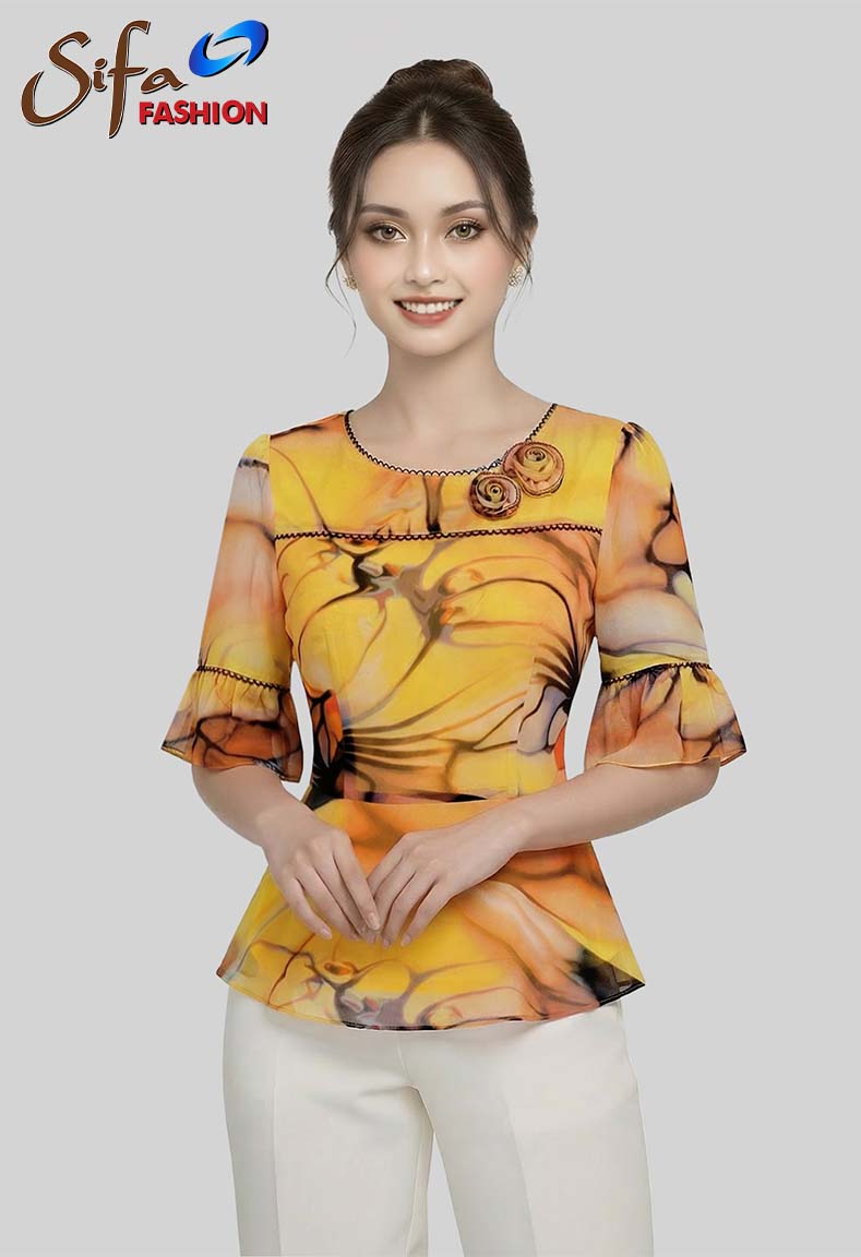 Áo cổ tròn đô phối ren