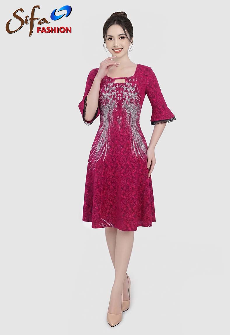 Đầm thun cổ vuông tay loe